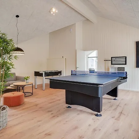 Pet Friendly In With Kitchen * Neksø
